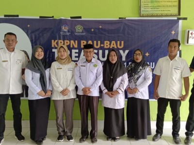 Siswa MAN 1 Baubau Bersama KPPN Kota Baubau Menuju ZI dan WB